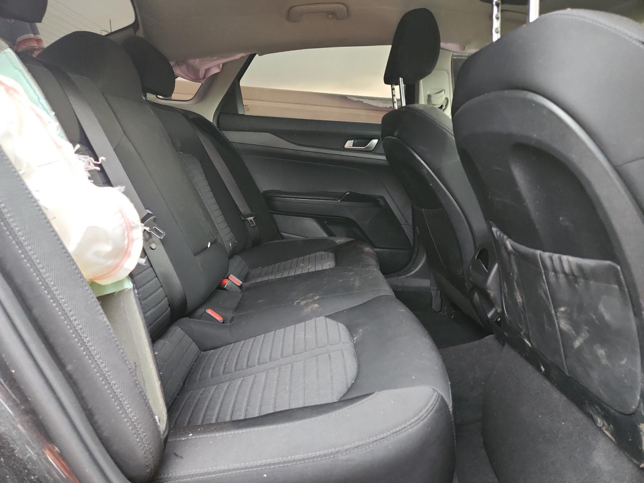 2025 Kia K5 Lxs VIN: KNAG24J77S5345055 Lot: 92877535