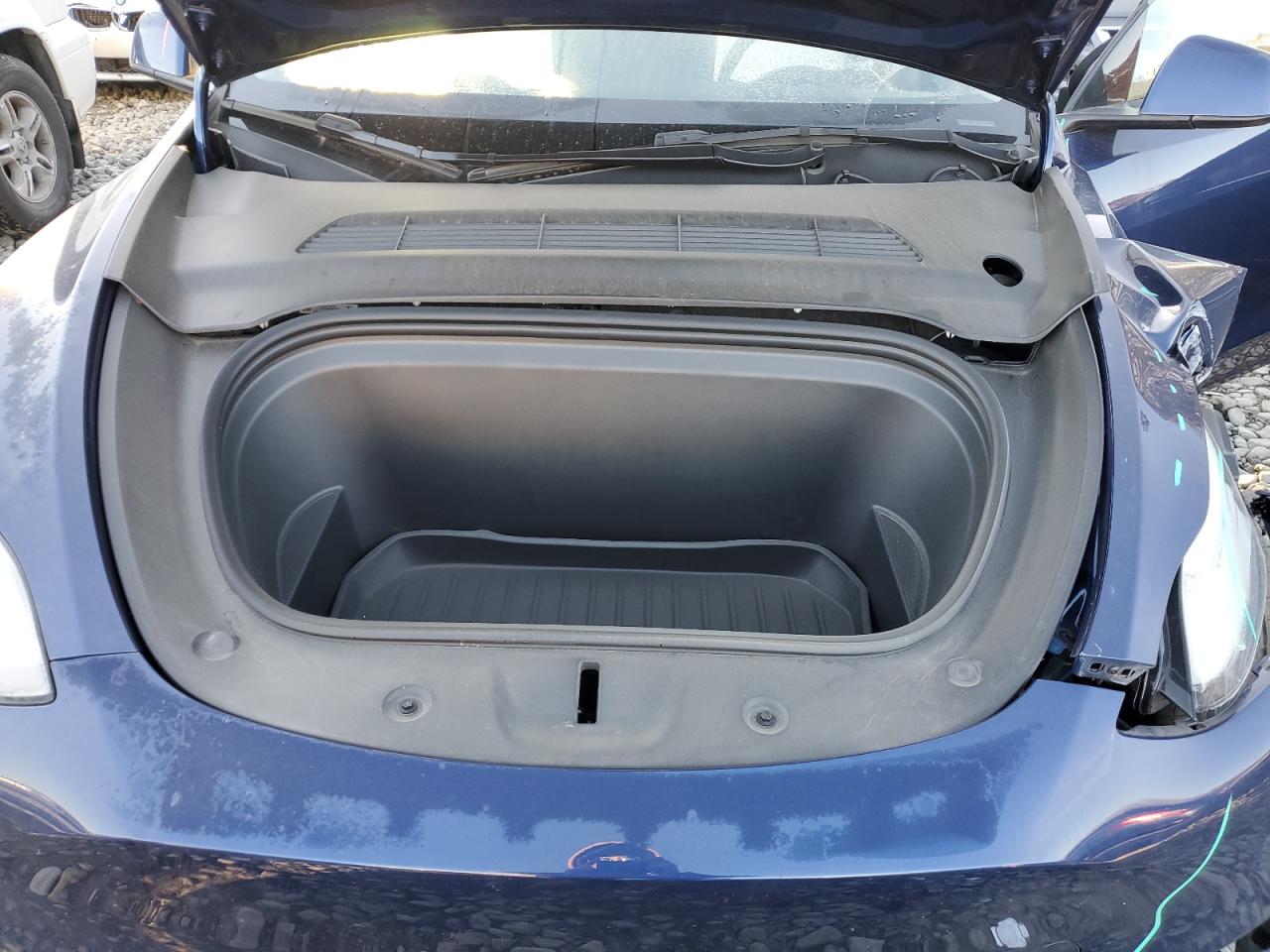 2022 Tesla Model Y VIN: 7SAYGDEE9NF417543 Lot: 91643615