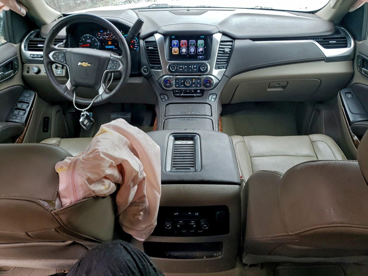 2017 Chevrolet Suburban K1500 Premier VIN: 1GNSKJKC0HR224562 Lot: 94260225