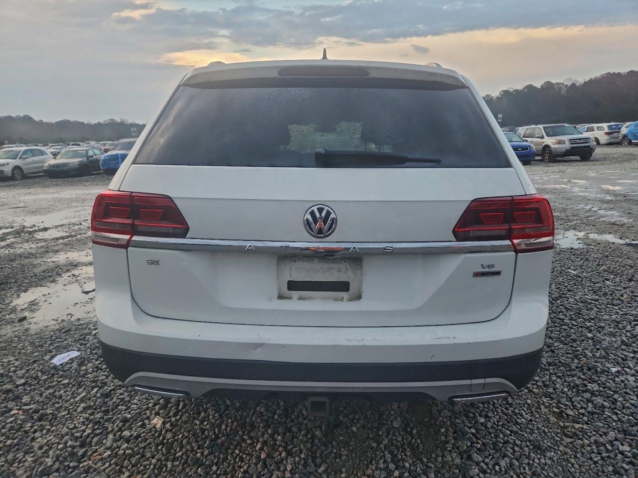 2018 Volkswagen Atlas Se VIN: 1V2LR2CA9JC551898 Lot: 94609875
