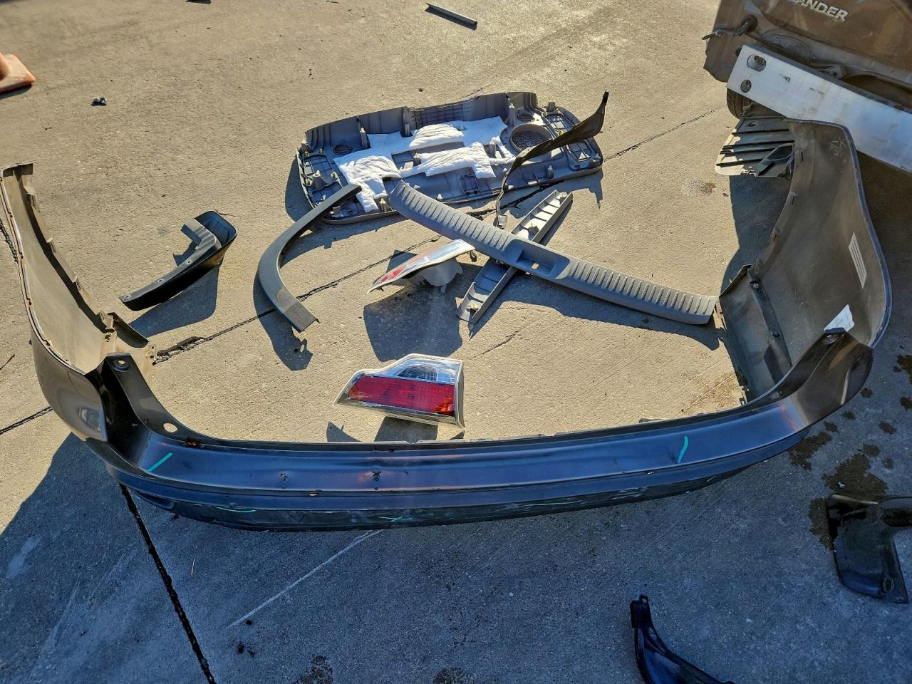 2014 Toyota Highlander Limited VIN: 5TDYKRFHXES021151 Lot: 93049915