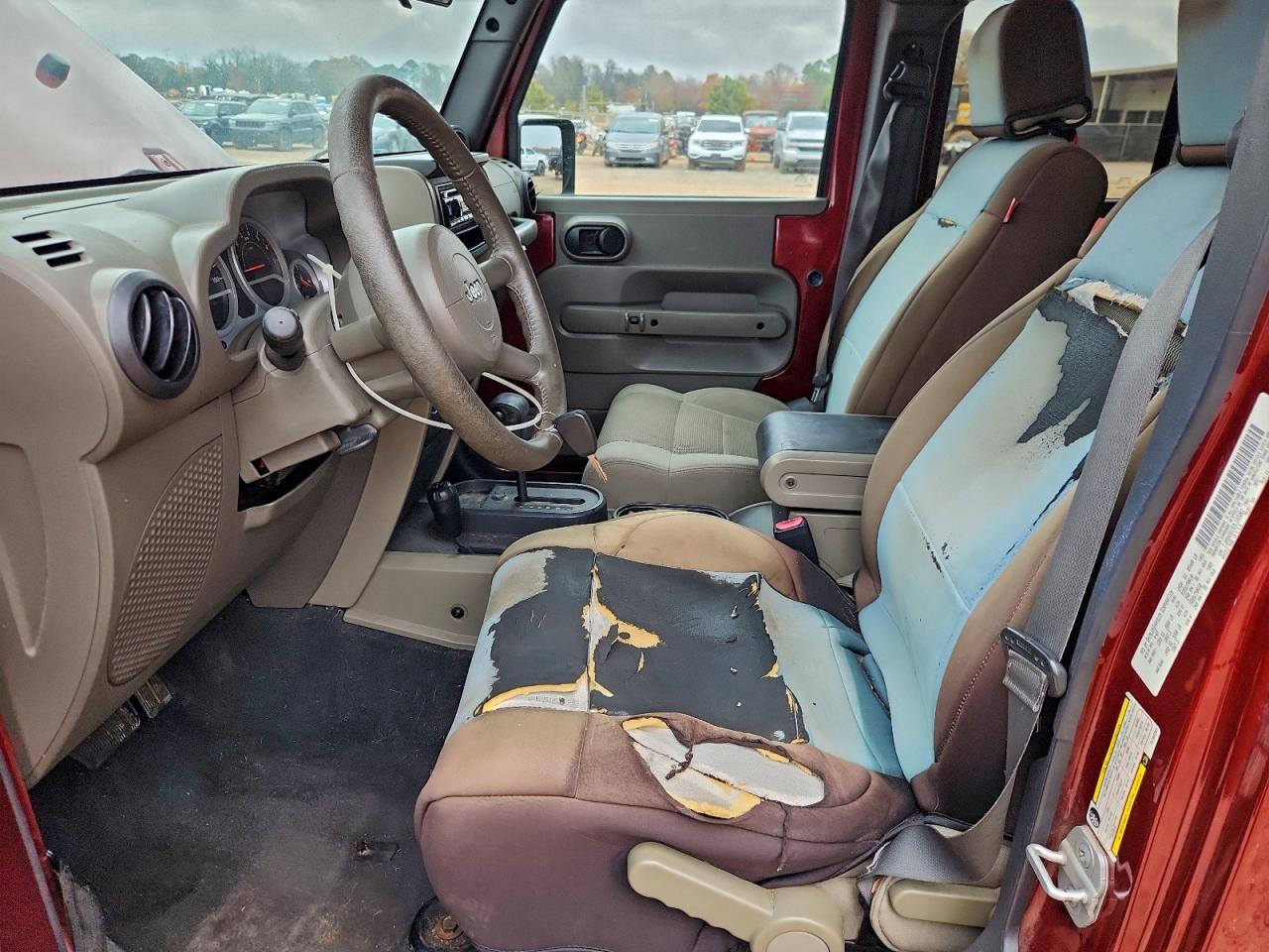 2007 Jeep Wrangler Sahara VIN: 1J8GA59157L162261 Lot: 94075865