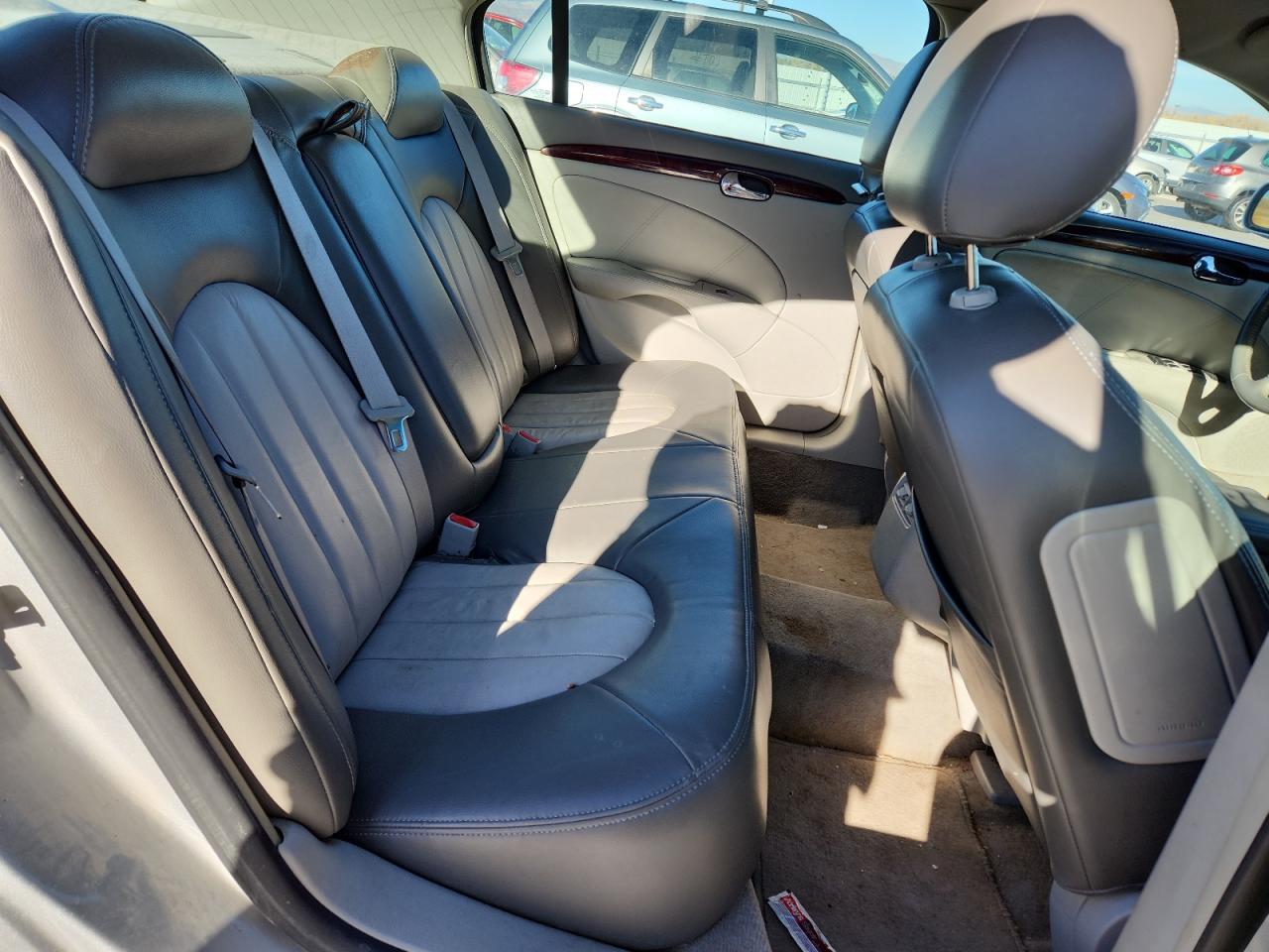 2010 Buick Lucerne Cx VIN: 1G4HA5EMXAU110536 Lot: 90760825