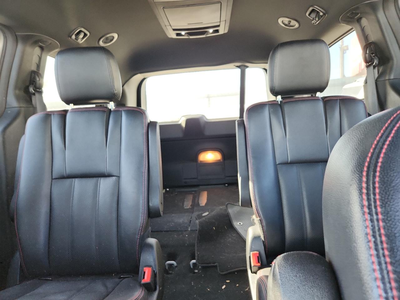 2014 Dodge Grand Caravan R/T VIN: 2C4RDGEG0ER472691 Lot: 91314895