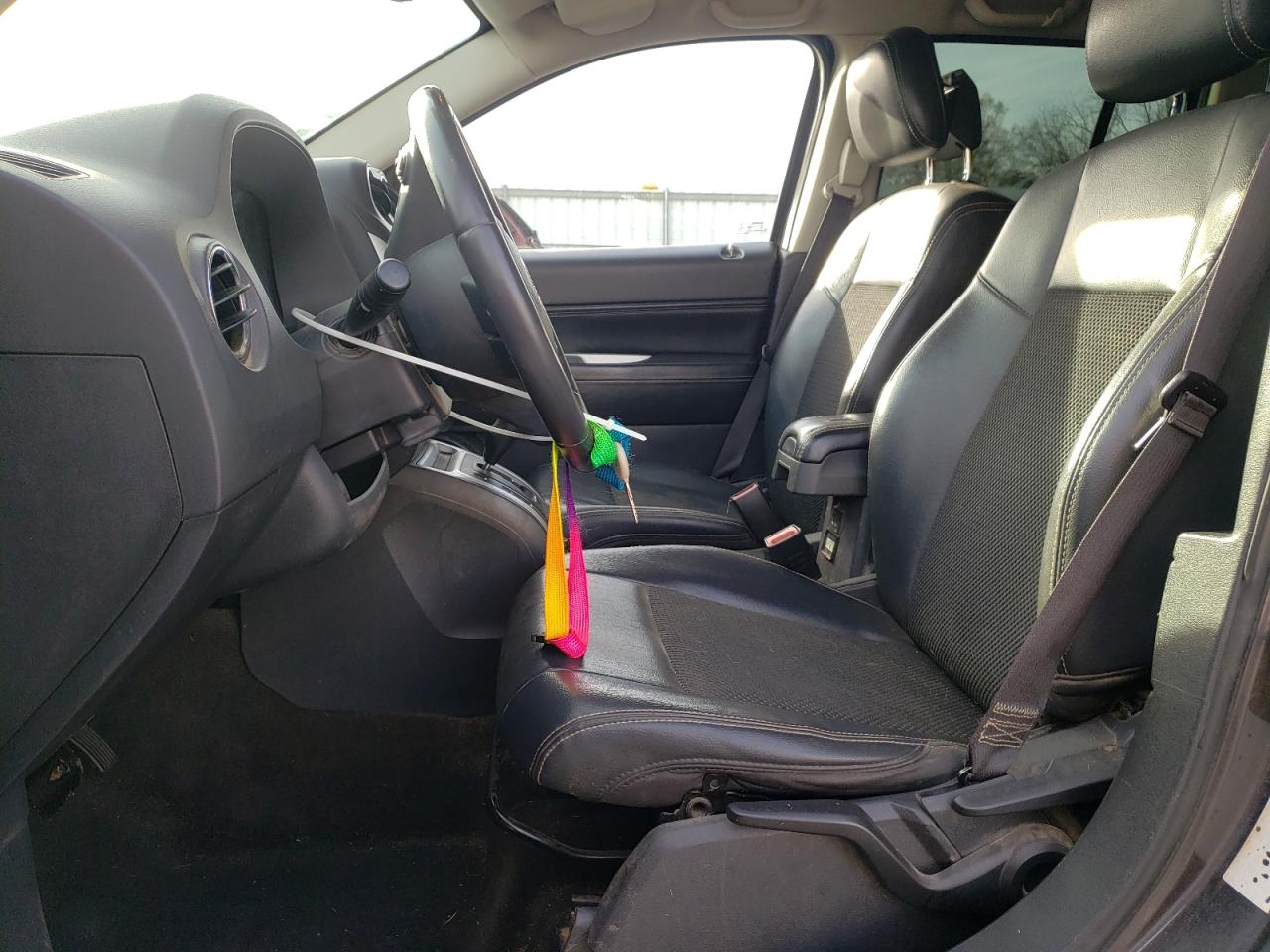 2014 Jeep Compass Latitude VIN: 1C4NJDEB0ED735100 Lot: 92493815