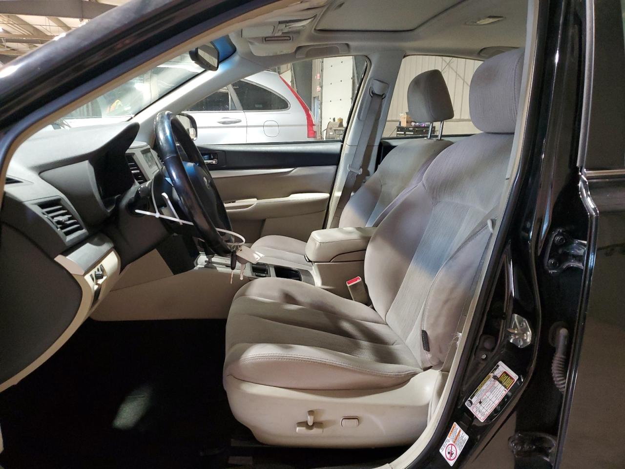 2014 Subaru Legacy 2.5I Premium VIN: 4S3BMBD68E3013334 Lot: 90976165