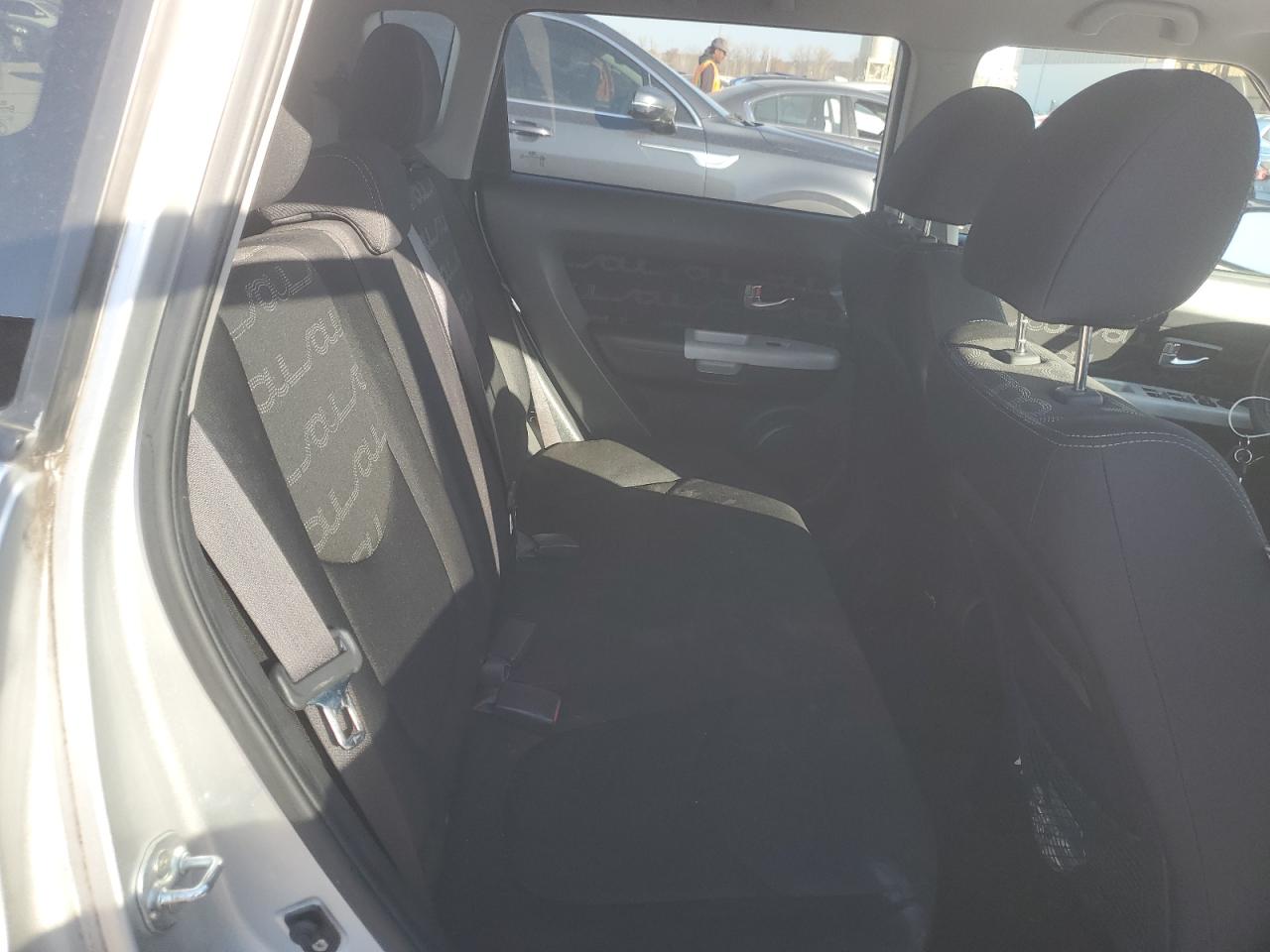 2012 Kia Soul + VIN: KNDJT2A62C7380402 Lot: 92635415