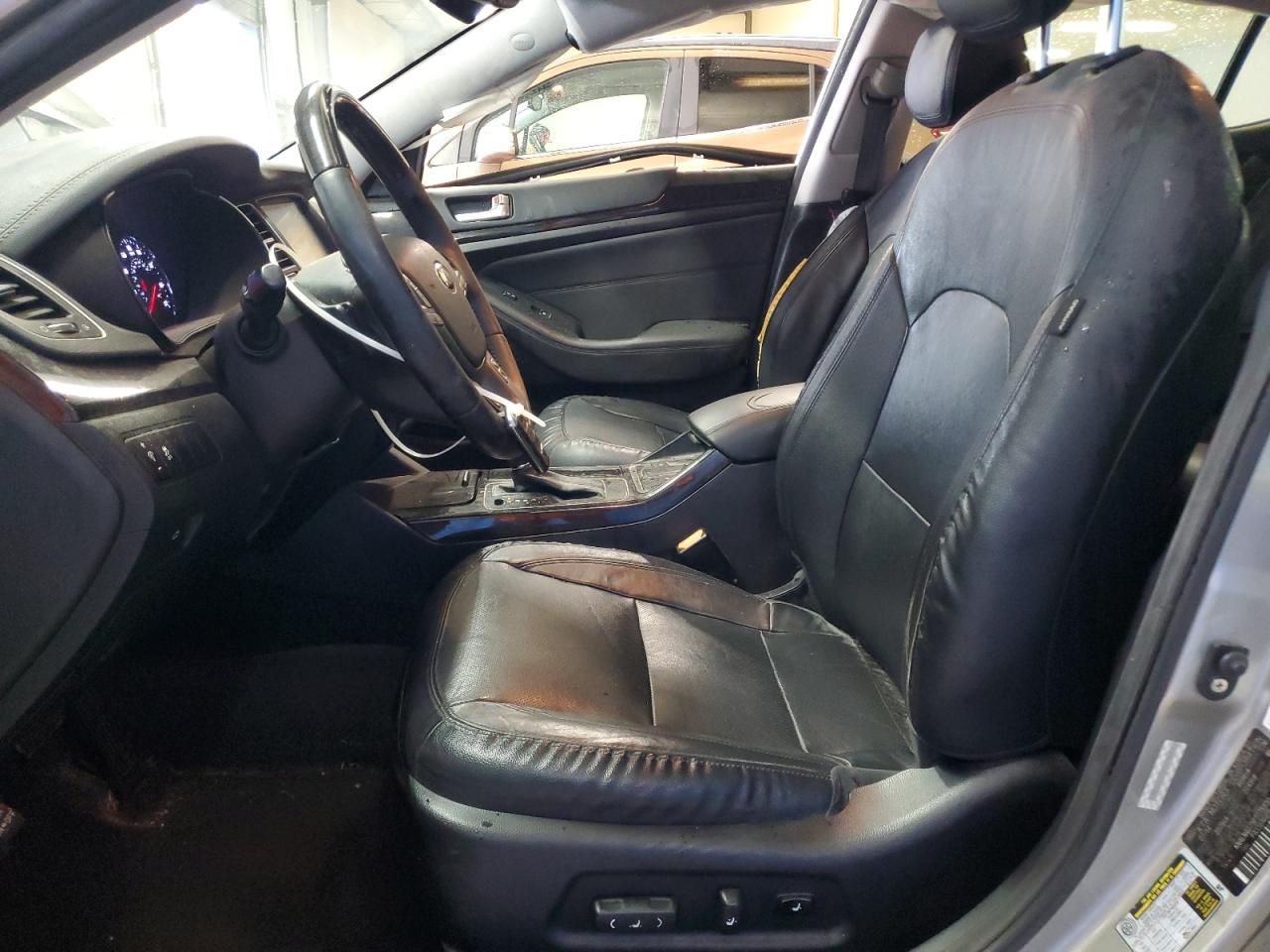 2015 Kia Cadenza Premium VIN: KNALN4D75F5178850 Lot: 90829305