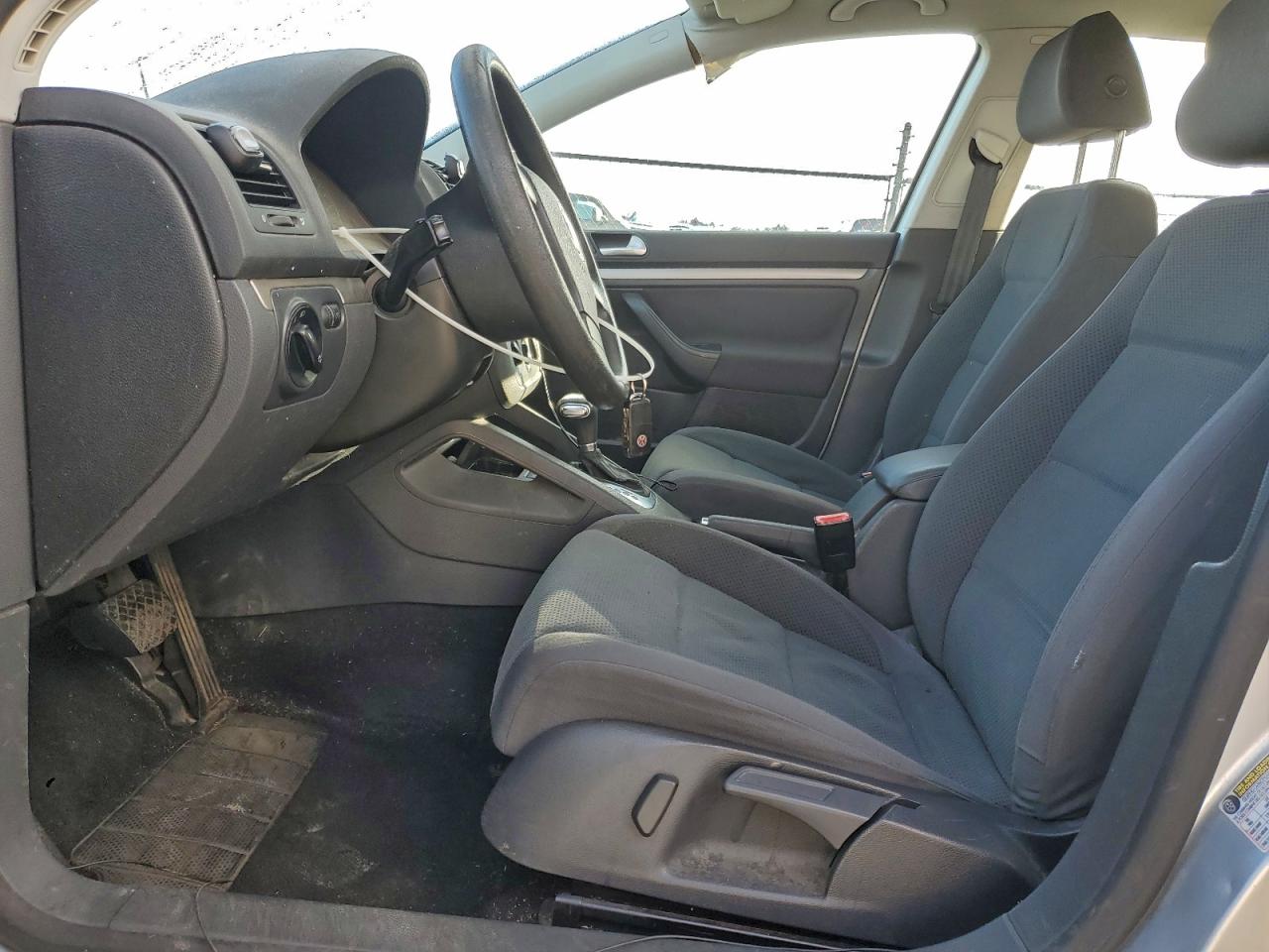 2009 Volkswagen Rabbit VIN: WVWDA71K89W030686 Lot: 94055365