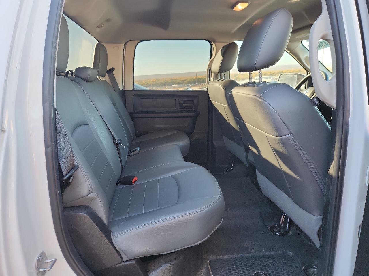 2017 Ram 1500 St VIN: 1C6RR6KG6HS833352 Lot: 91141345