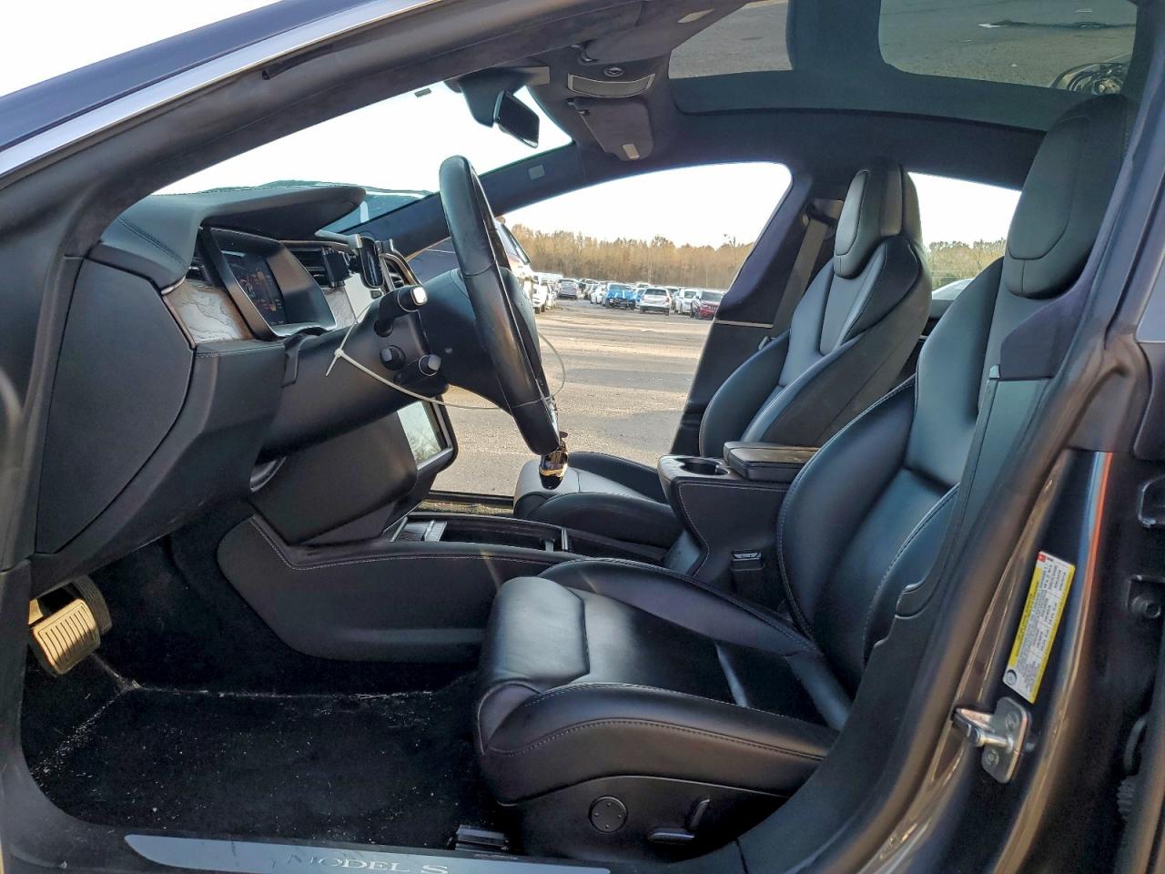 2019 Tesla Model S VIN: 5YJSA1E24KF305902 Lot: 93987205