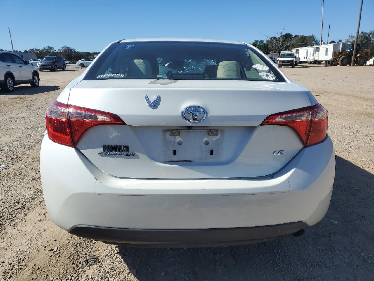 2017 Toyota Corolla L VIN: 5YFBURHE2HP615829 Lot: 91902585