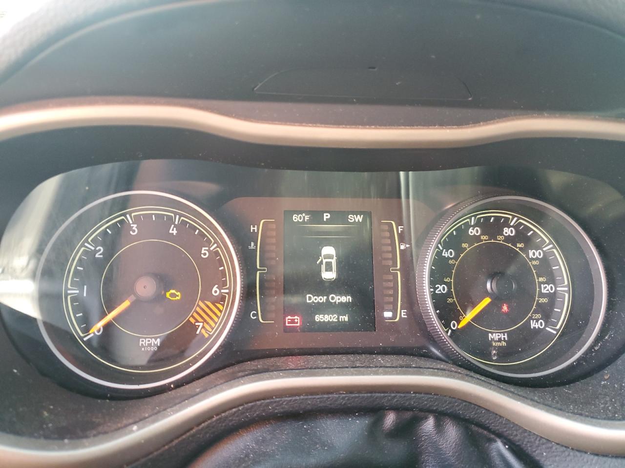 2015 Jeep Cherokee Latitude VIN: 1C4PJMCB1FW715343 Lot: 91993955