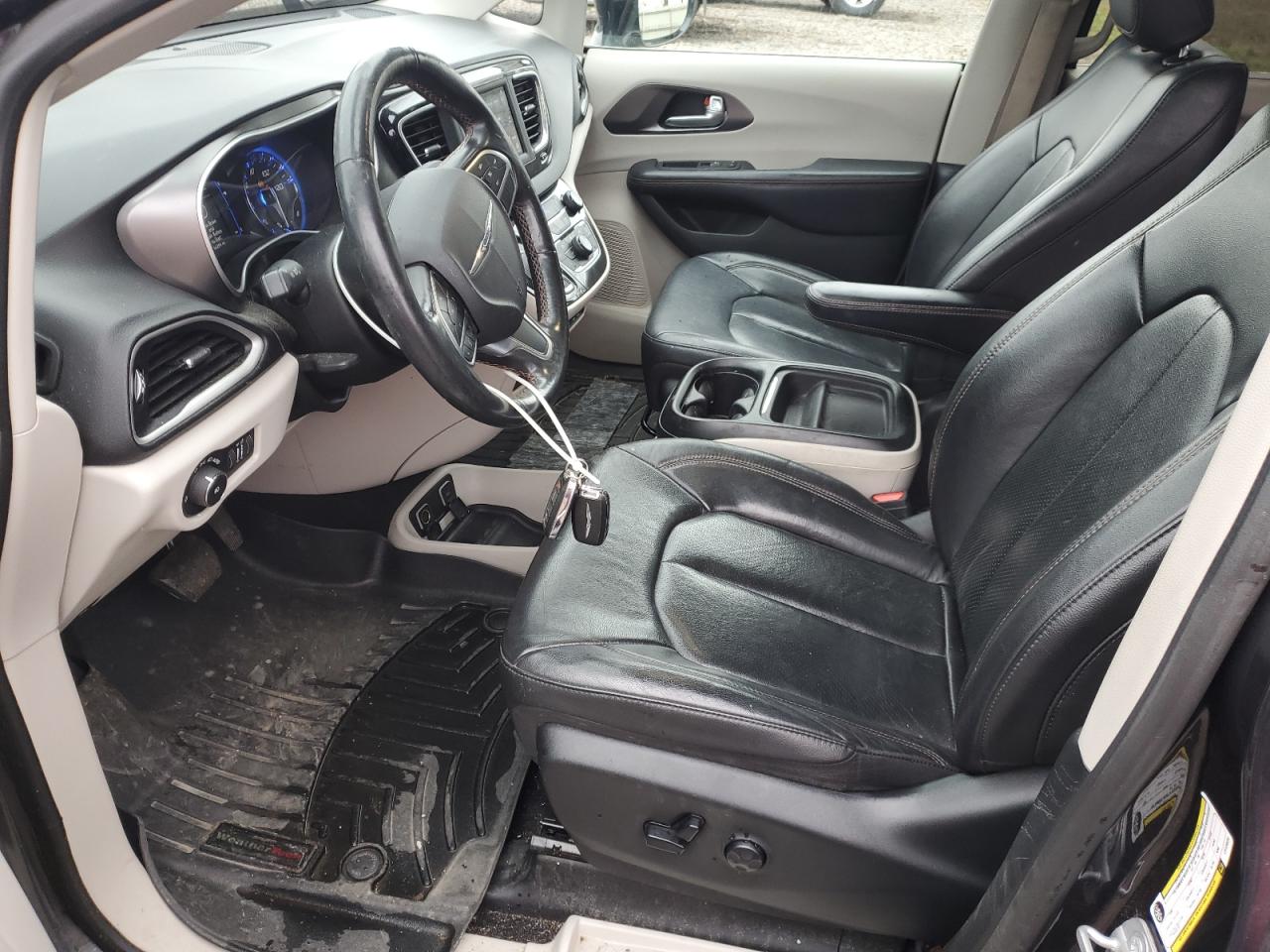 2020 Chrysler Pacifica Touring L VIN: 2C4RC1BGXLR129520 Lot: 93171885