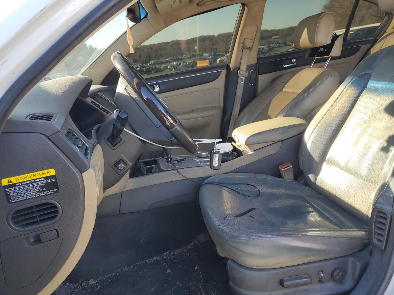 2011 Hyundai Genesis 4.6L VIN: KMHGC4DF1BU133059 Lot: 92273165