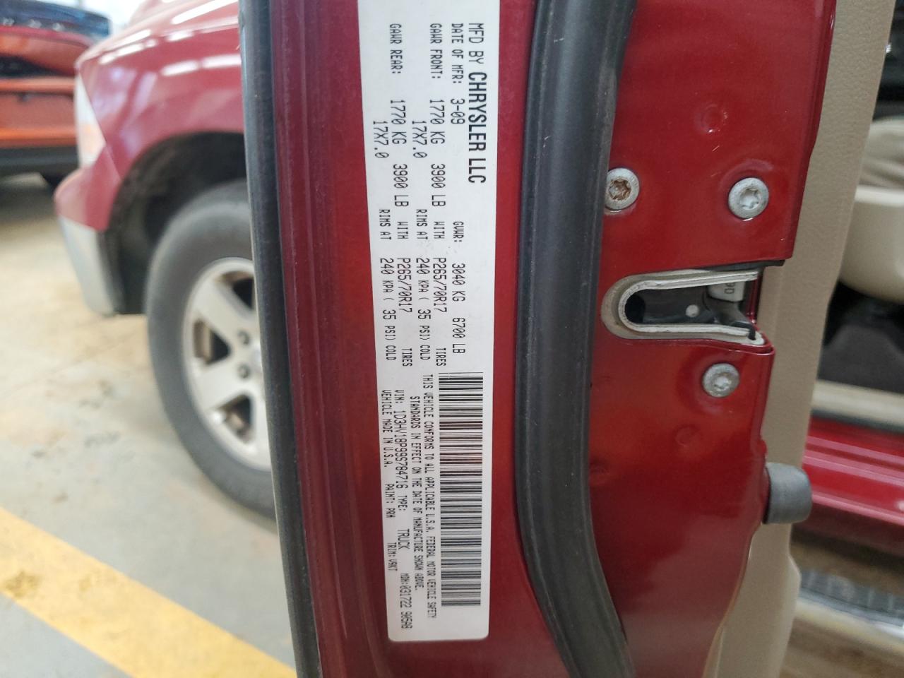 2009 Dodge Ram 1500 VIN: 1D3HV18P99S784716 Lot: 92690755