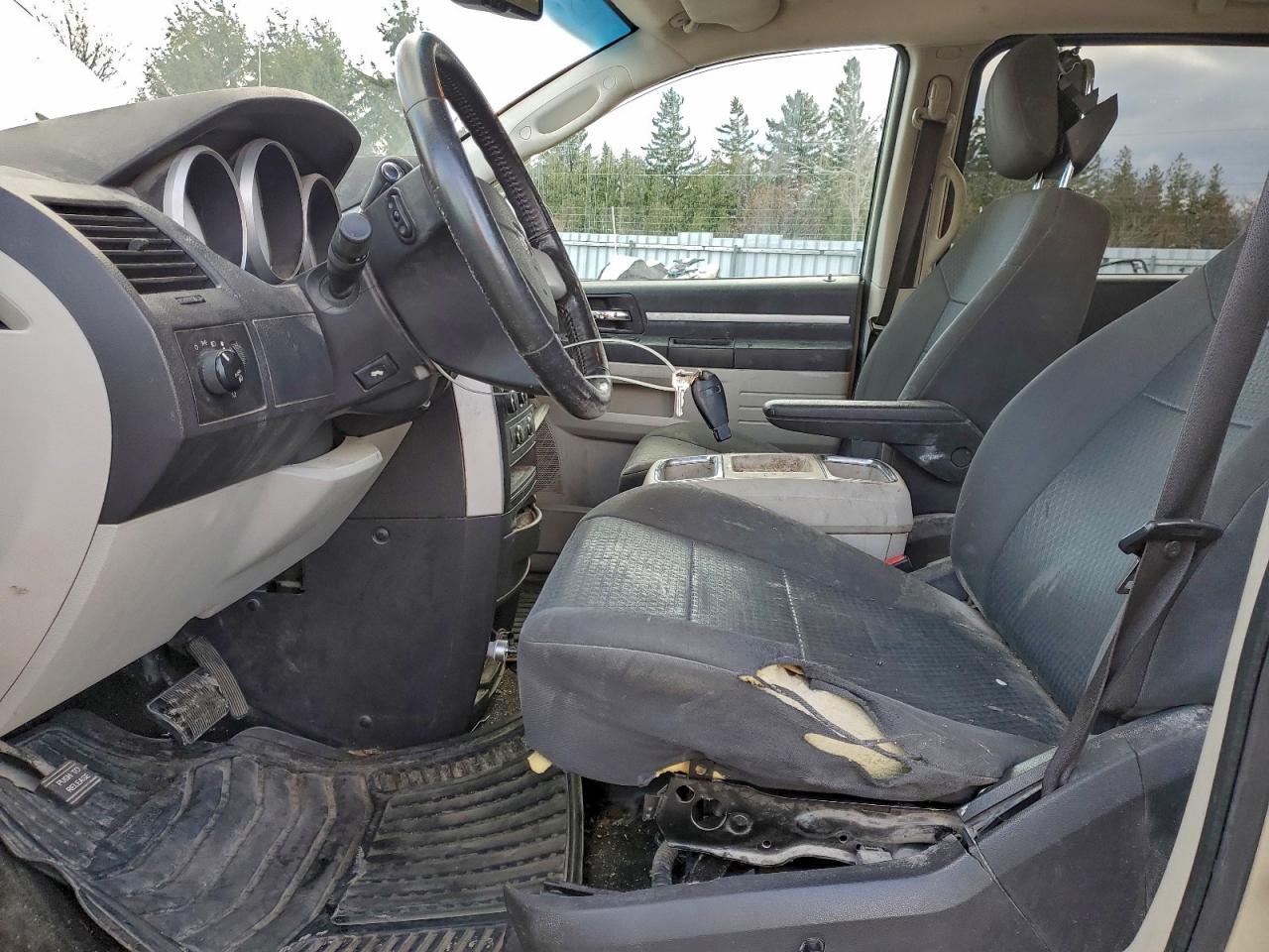 2010 Dodge Grand Caravan Se VIN: 2D4RN4DE2AR275496 Lot: 87204515