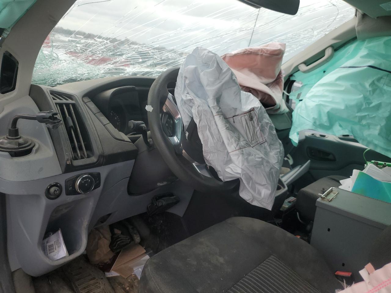 2018 Ford Transit 150 Delivery Van VIN: 1FTYE1ZM0JKB36571 Lot: 92112485