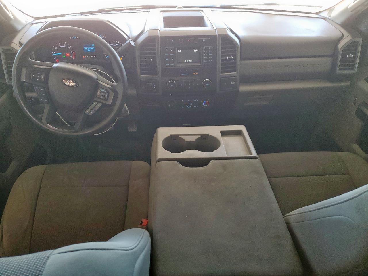 2018 Ford F350 Utility / Service Truck VIN: 1FT7X3B68JEC94510 Lot: 91474895