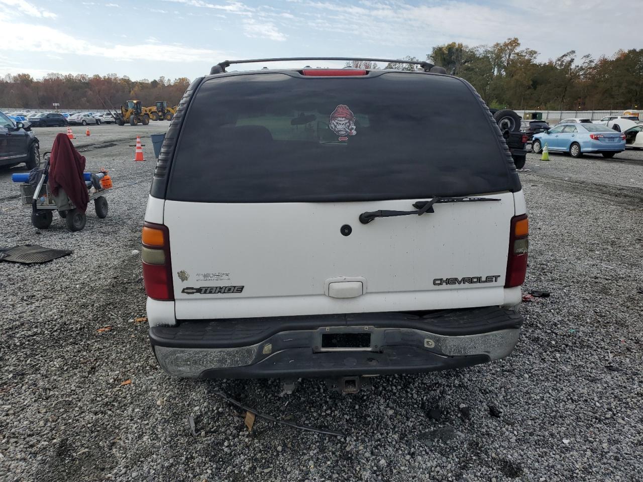 2001 Chevrolet Tahoe C1500 VIN: 1GNEC13T11R170557 Lot: 91604975