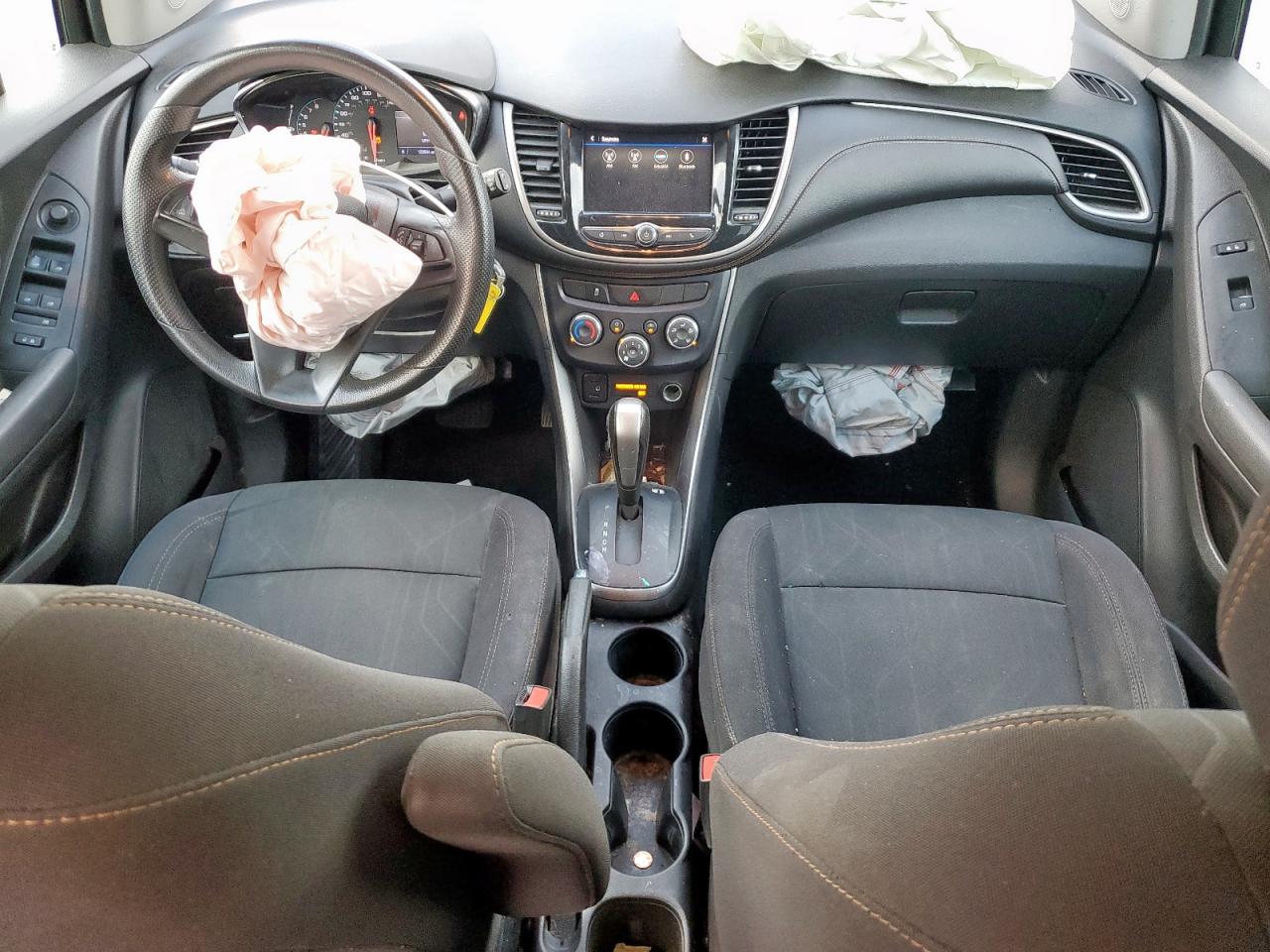 2020 Chevrolet Trax 1Lt VIN: 3GNCJLSB3LL198047 Lot: 93408595