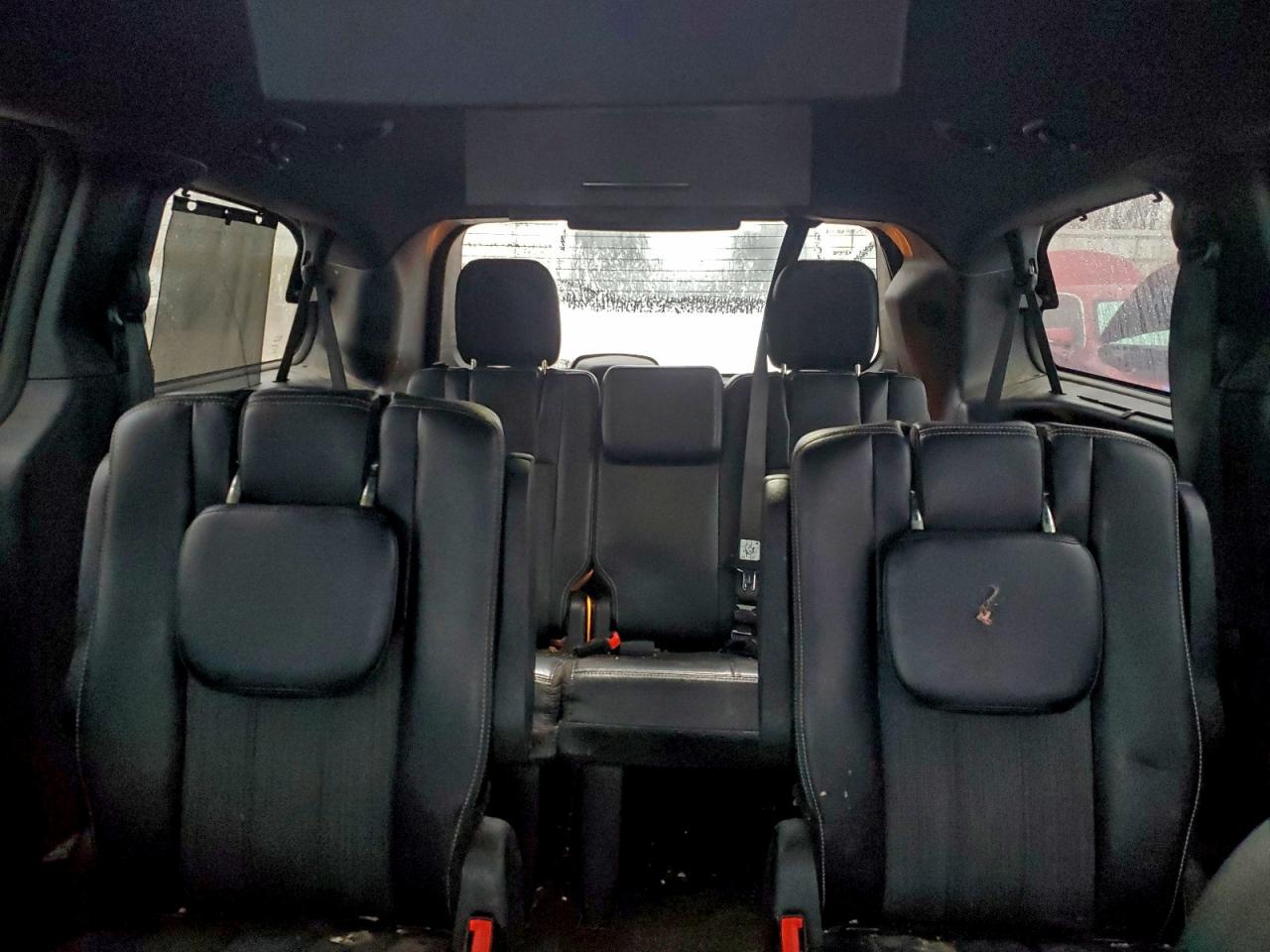 2015 Chrysler Town & Country S VIN: 2C4RC1HG5FR554218 Lot: 94098035