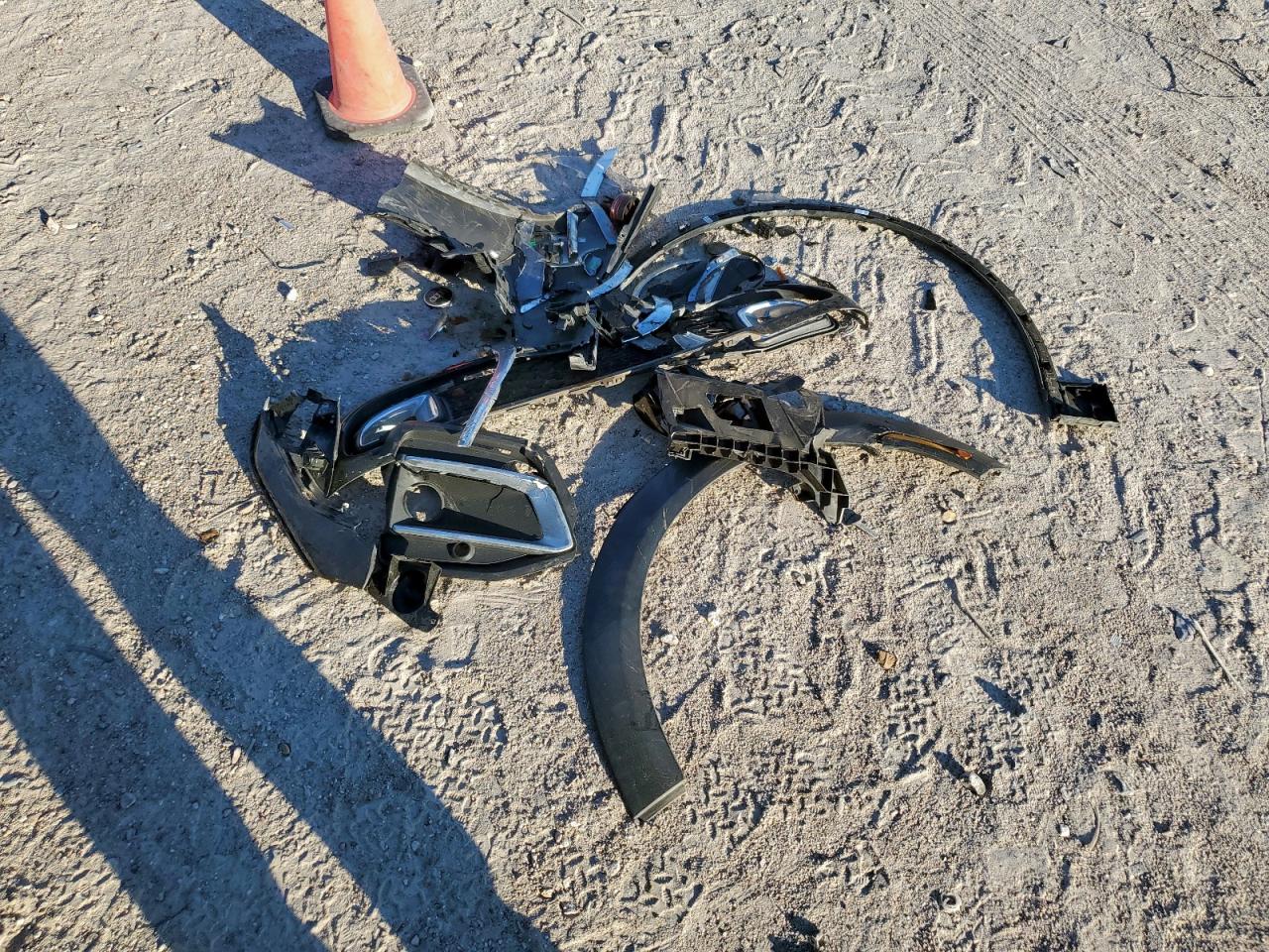 2011 Mini Cooper S Clubman VIN: WMWZG3C52BTY37004 Lot: 91429595