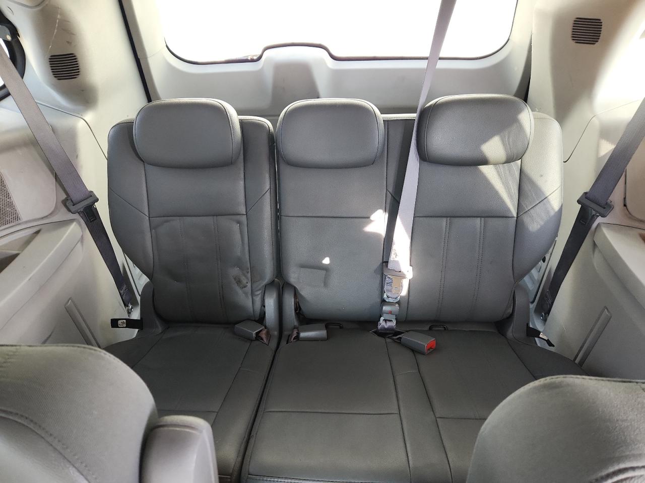 2008 Chrysler Town & Country Touring VIN: 2A8HR54P28R738938 Lot: 90613655