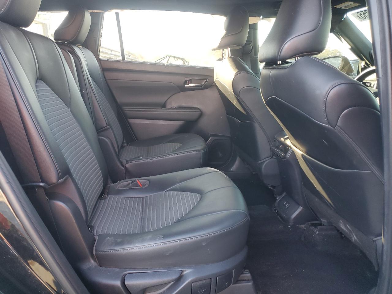 2021 Toyota Highlander Xse VIN: 5TDJZRAH5MS033842 Lot: 93548255