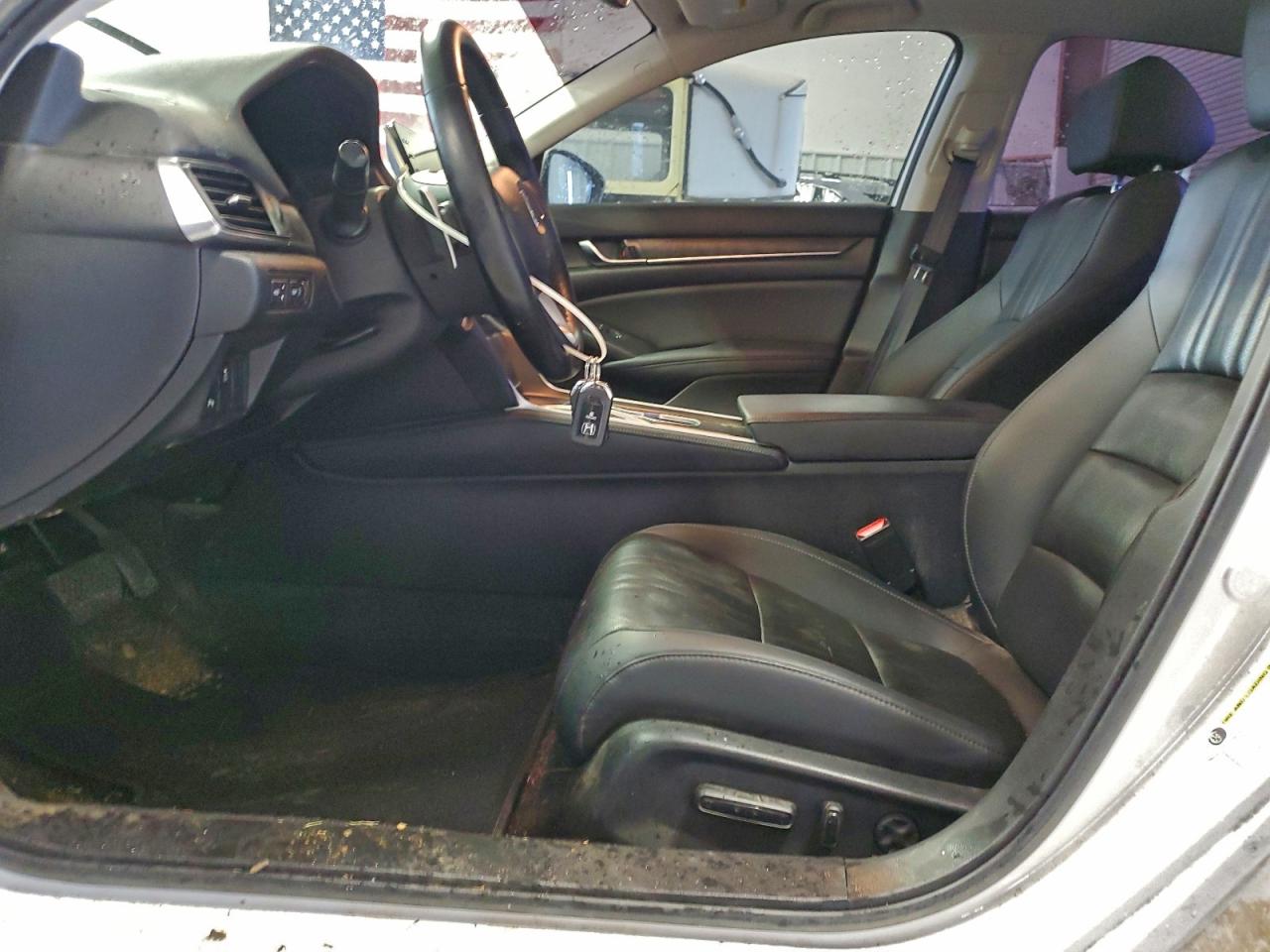 2022 Honda Accord Touring VIN: 1HGCV2F93NA011268 Lot: 94108585