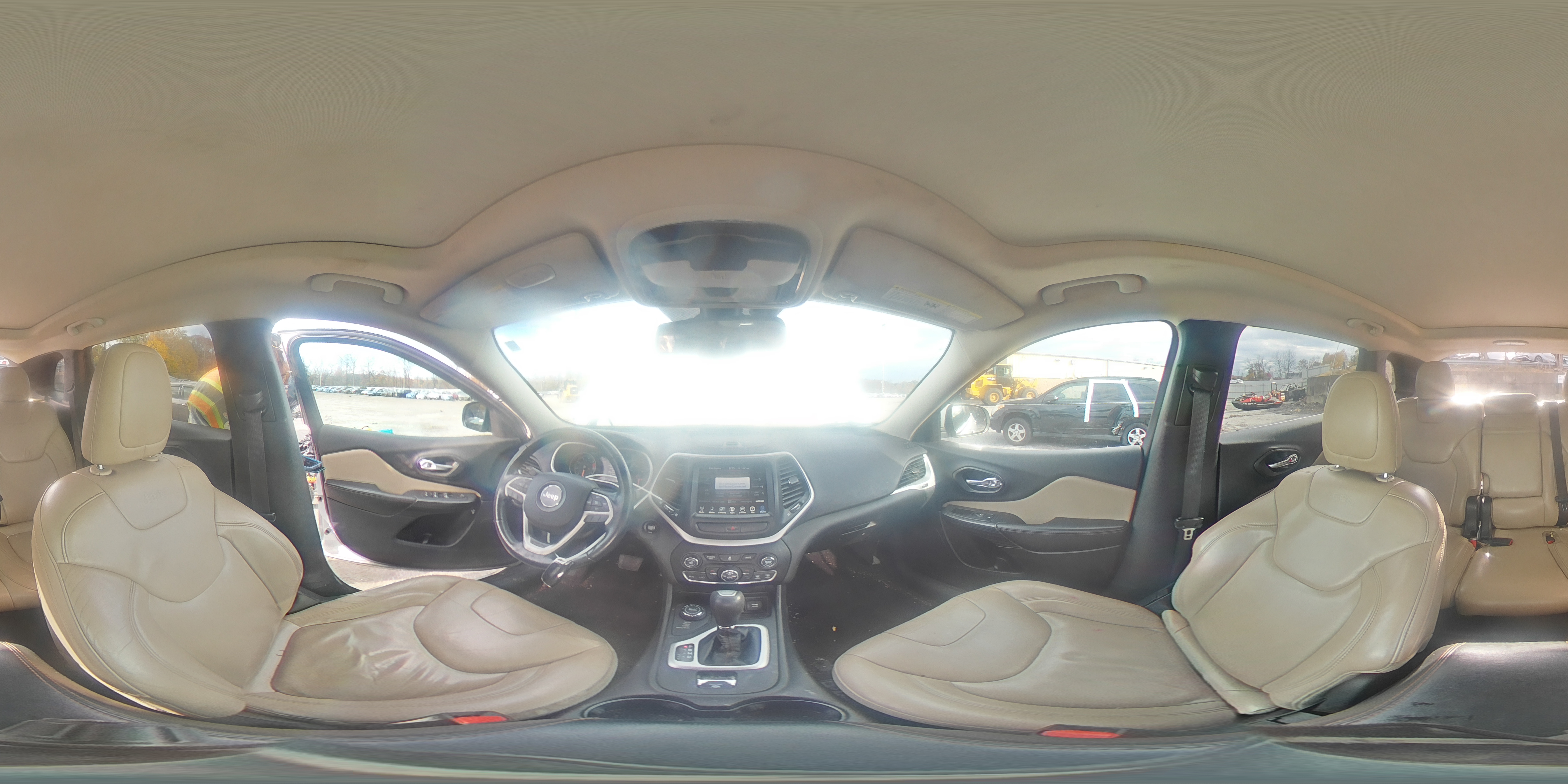 2017 Jeep Cherokee Limited VIN: 1C4PJMDB0HW543811 Lot: 90907725