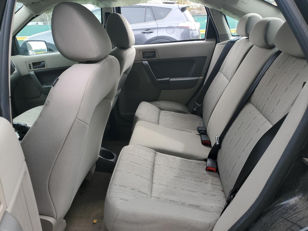 2010 Ford Focus Se VIN: 1FAHP3FN4AW235931 Lot: 91094035