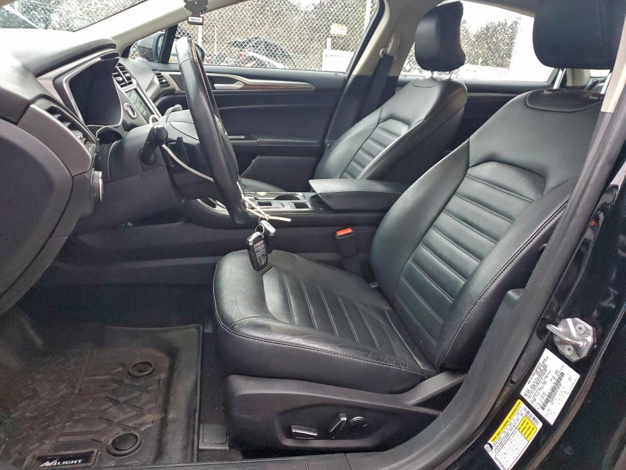 2017 Ford Fusion Se VIN: 3FA6P0H9XHR190187 Lot: 93548435