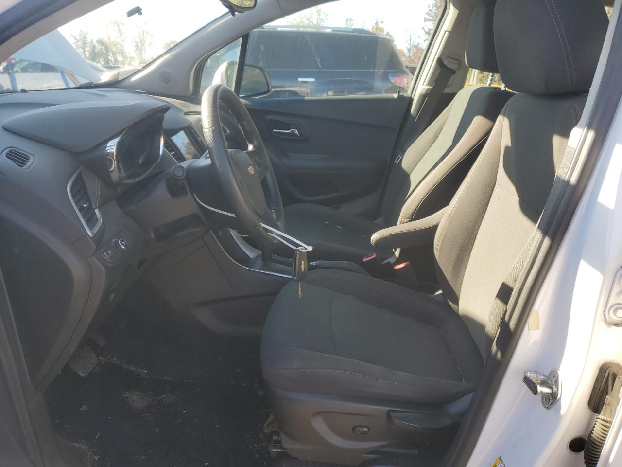 2019 Chevrolet Trax Ls VIN: 3GNCJKSBXKL305197 Lot: 91569515