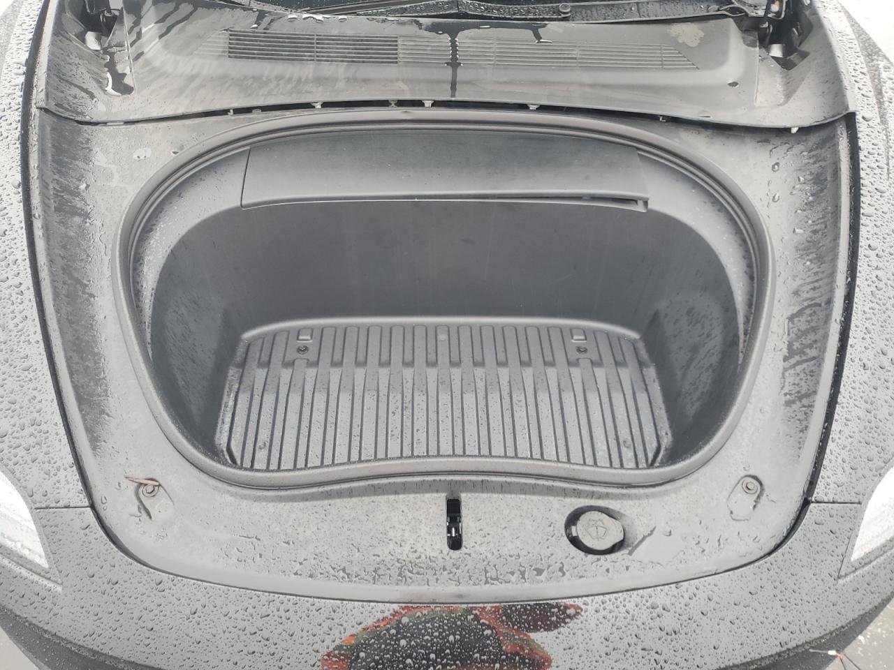 2024 Tesla Model 3 VIN: 5YJ3E1EB7RF718402 Lot: 92610555