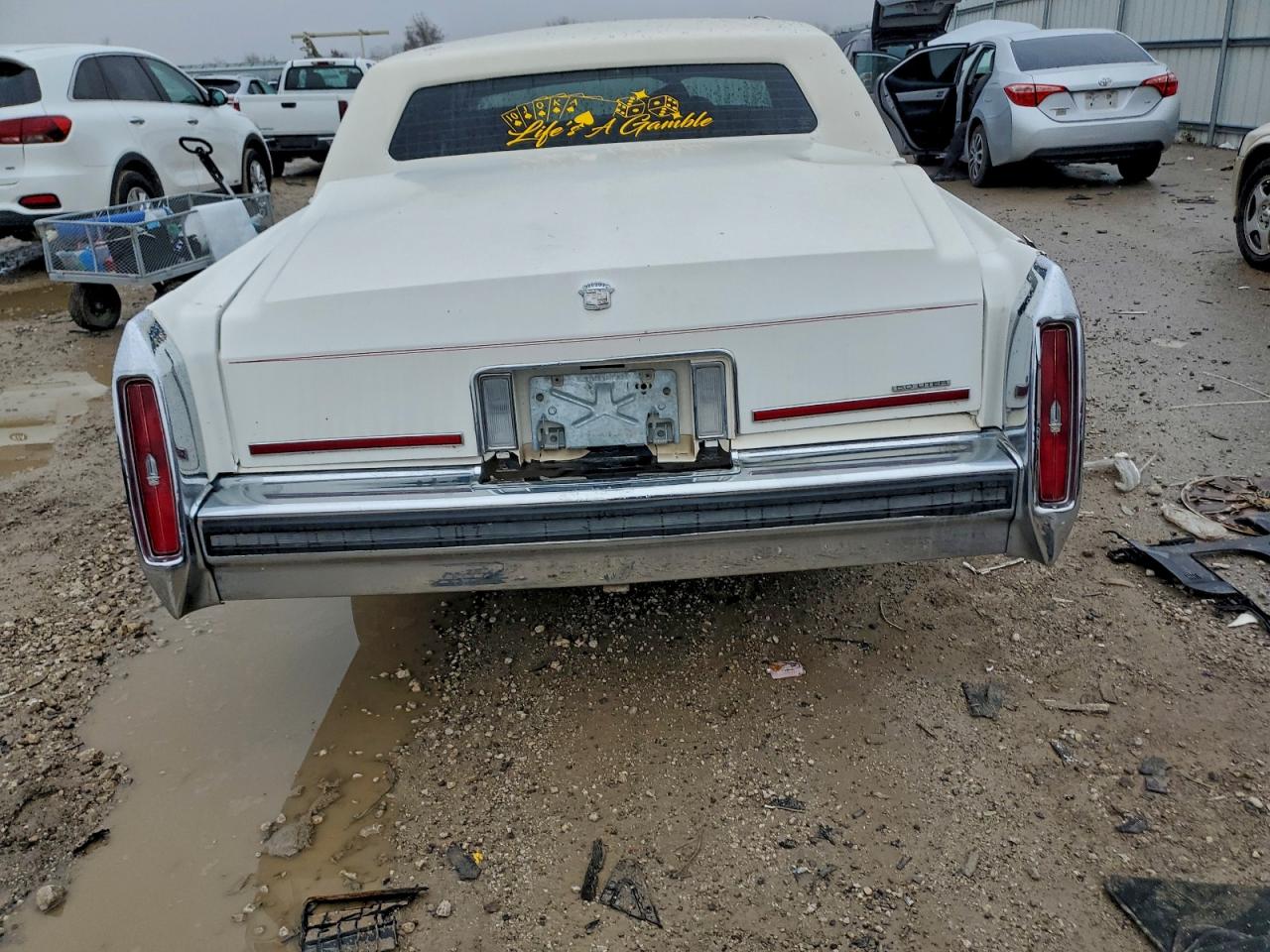 1989 Cadillac Brougham VIN: 1G6DW51Y7KR702271 Lot: 94234935