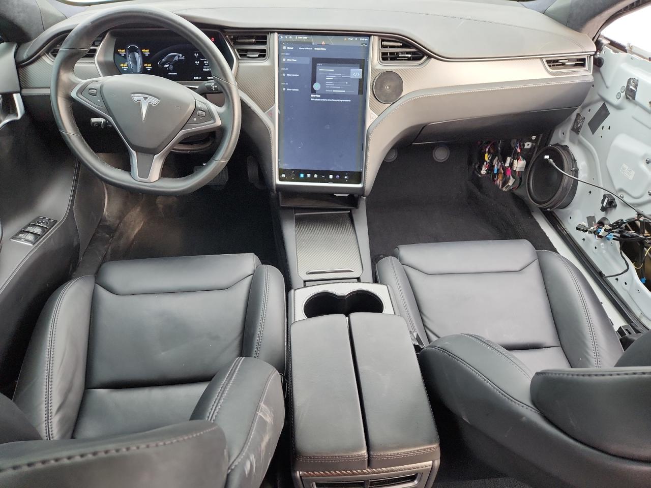 2019 Tesla Model S VIN: 5YJSA1E26KF305173 Lot: 93305285