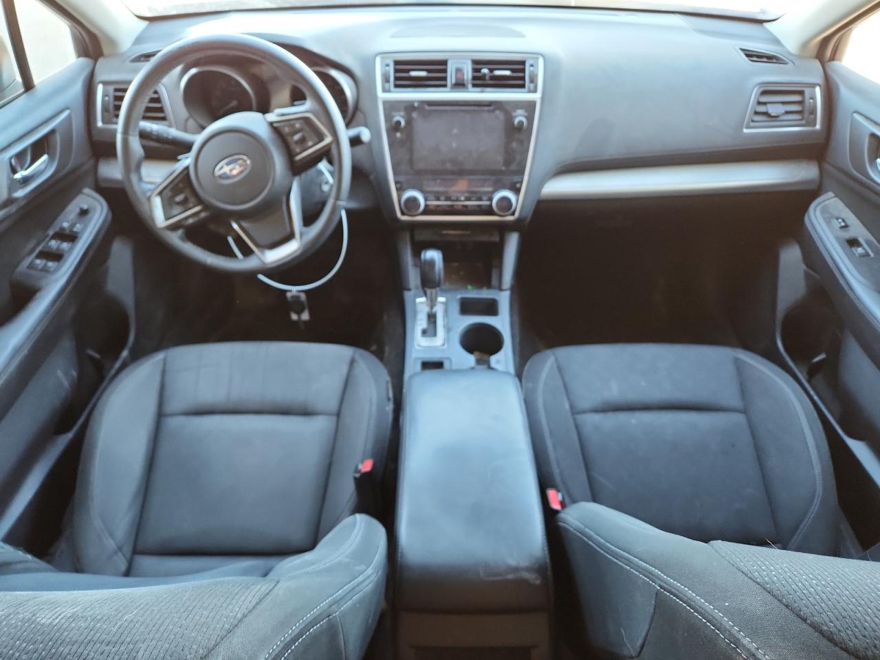 2018 Subaru Legacy 2.5I Premium VIN: 4S3BNAF63J3043470 Lot: 92901825