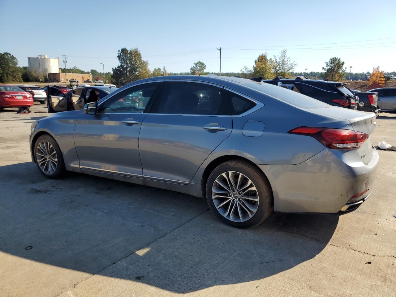 2015 Hyundai Genesis 3.8L VIN: KMHGN4JE1FU015461 Lot: 91620445
