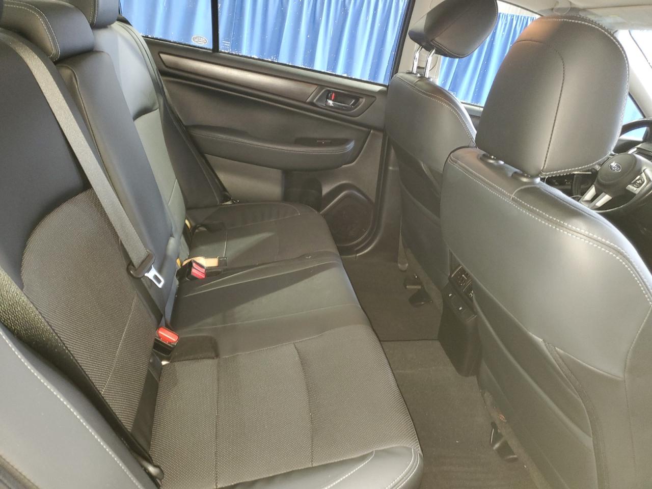 2016 Subaru Legacy 2.5I Limited VIN: 4S3BNBN64G3015290 Lot: 92181525