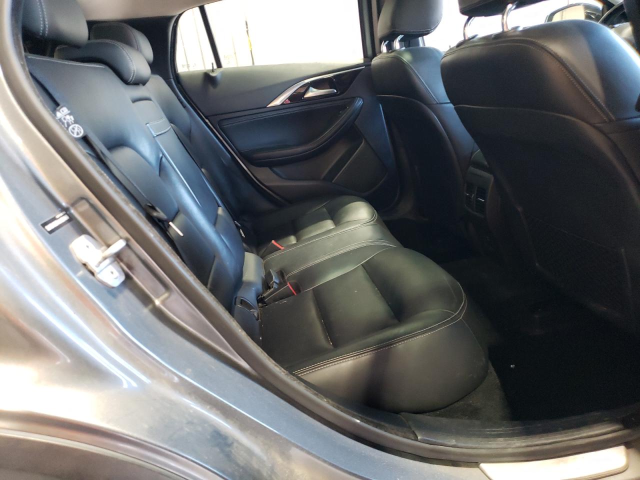 2018 Infiniti Qx30 Base VIN: SJKCH5CR4JA054990 Lot: 91391615