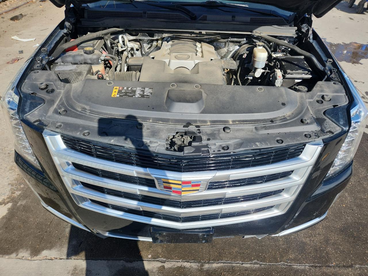 2018 Cadillac Escalade Luxury VIN: 1GYS4BKJ5JR370074 Lot: 90895755