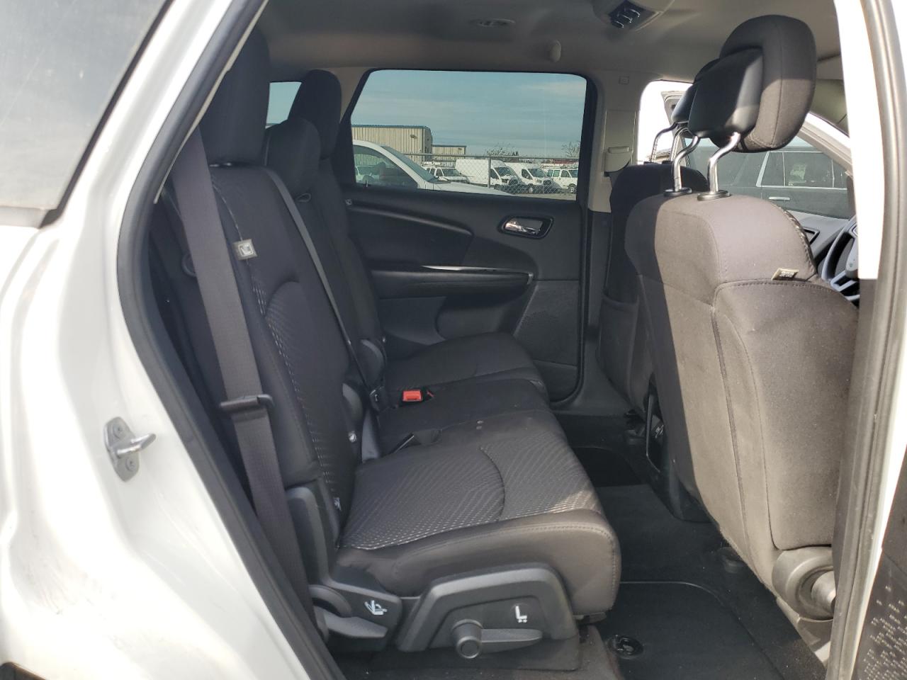 2015 Dodge Journey Se VIN: 3C4PDCAB3FT630773 Lot: 92669695