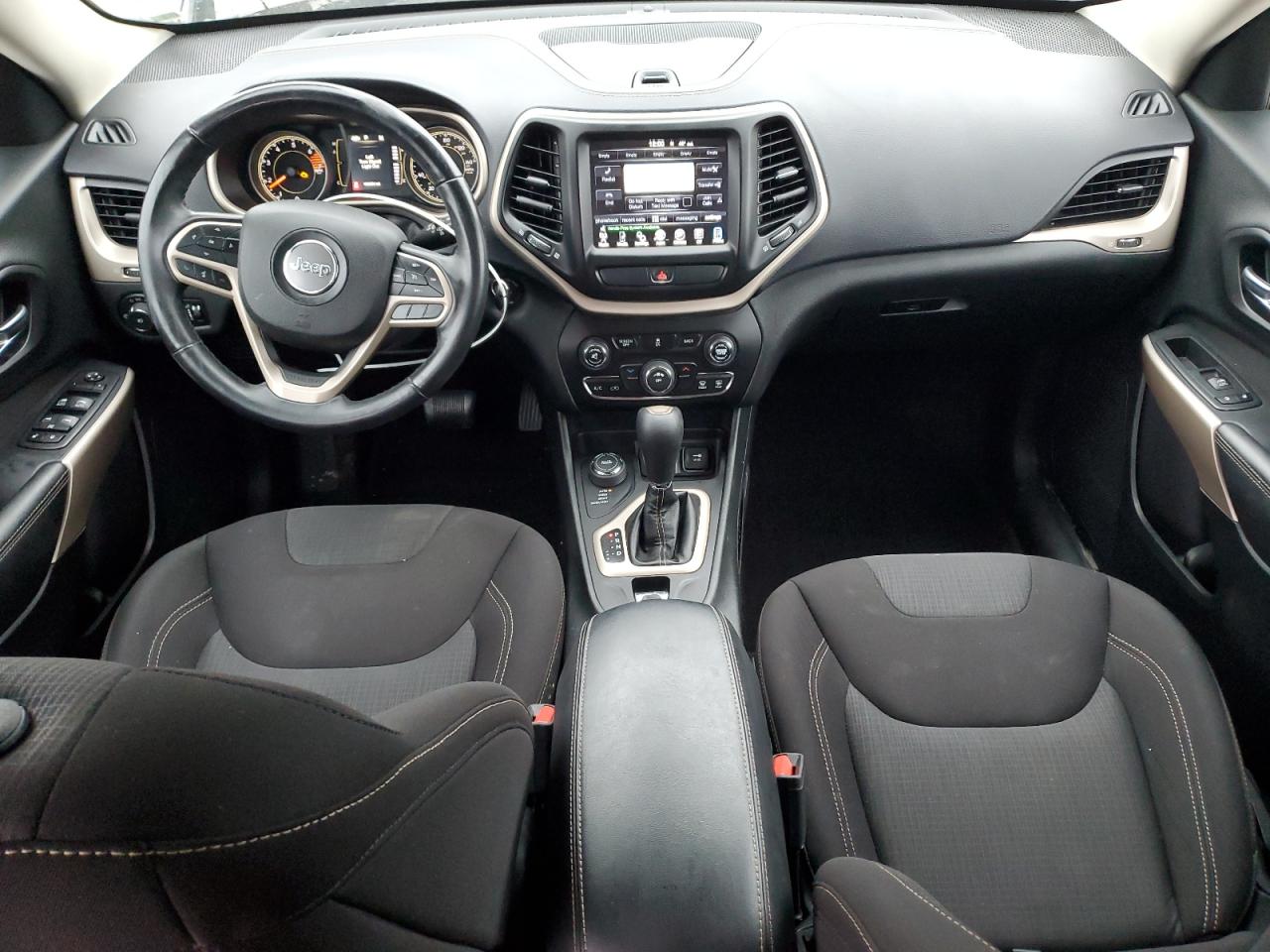 2017 Jeep Cherokee Latitude VIN: 1C4PJMCB1HW657110 Lot: 93487235