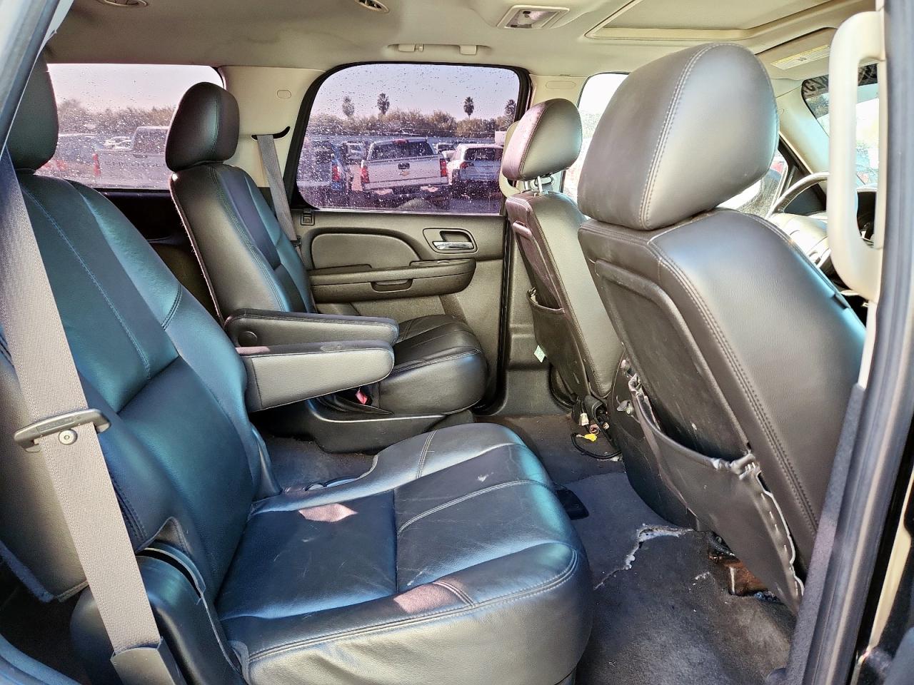 2011 Chevrolet Tahoe K1500 Lt VIN: 1GNSKBE03BR289260 Lot: 92281425