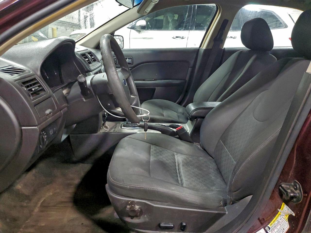 2011 Ford Fusion Se VIN: 3FAHP0HA1BR184031 Lot: 94237545