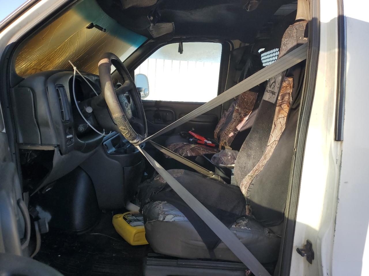 2001 Chevrolet Express G2500 VIN: 1GCGG25R711126557 Lot: 92417675