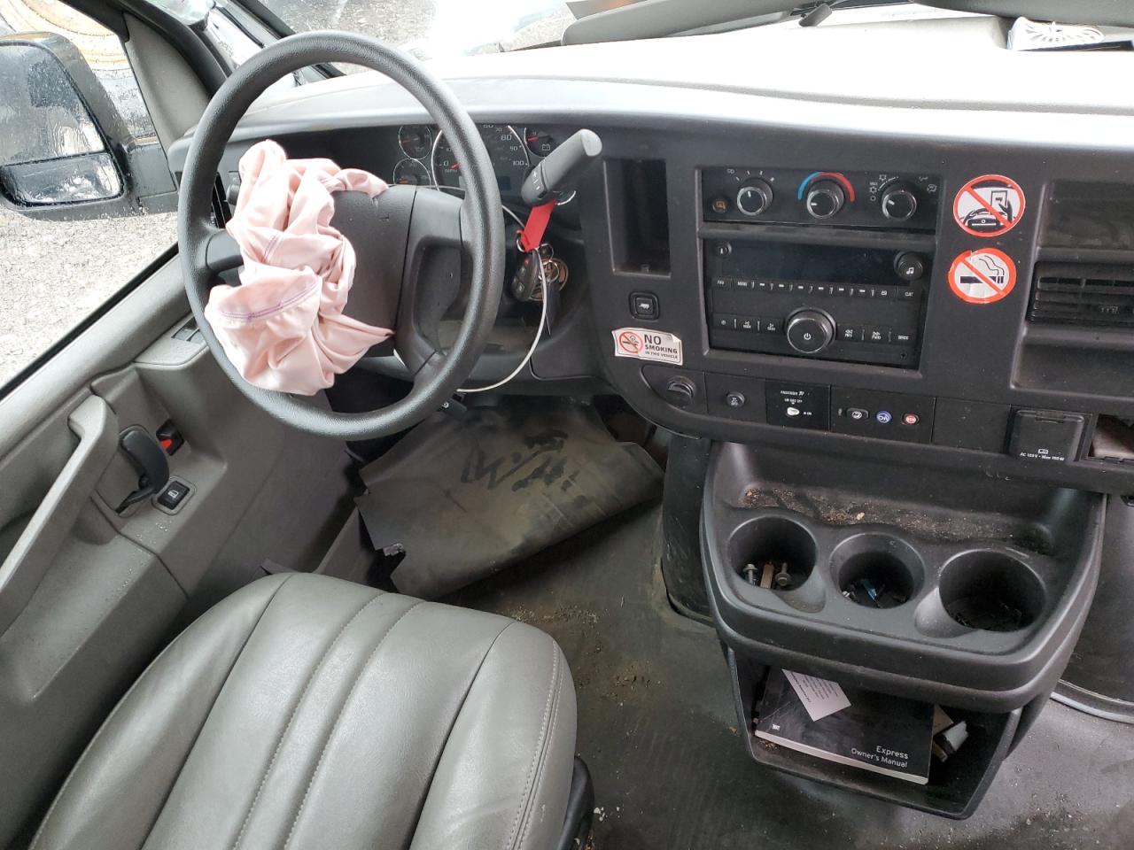 2025 Chevrolet Express G2500 VIN: 1GCWGAFP6S1106028 Lot: 92035715