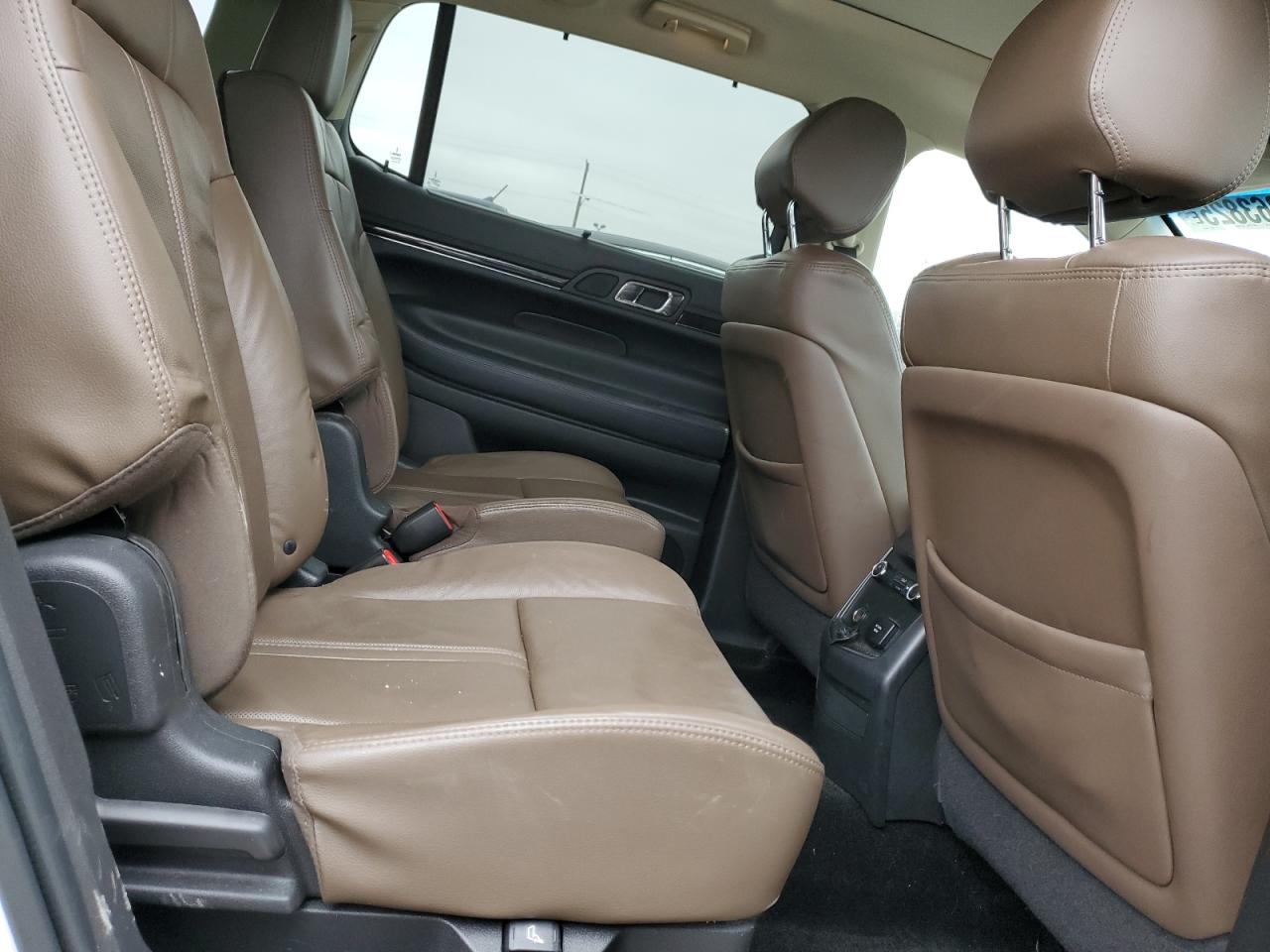 2018 Lincoln Mkt VIN: 2LMHJ5AT6JBL00177 Lot: 93063825