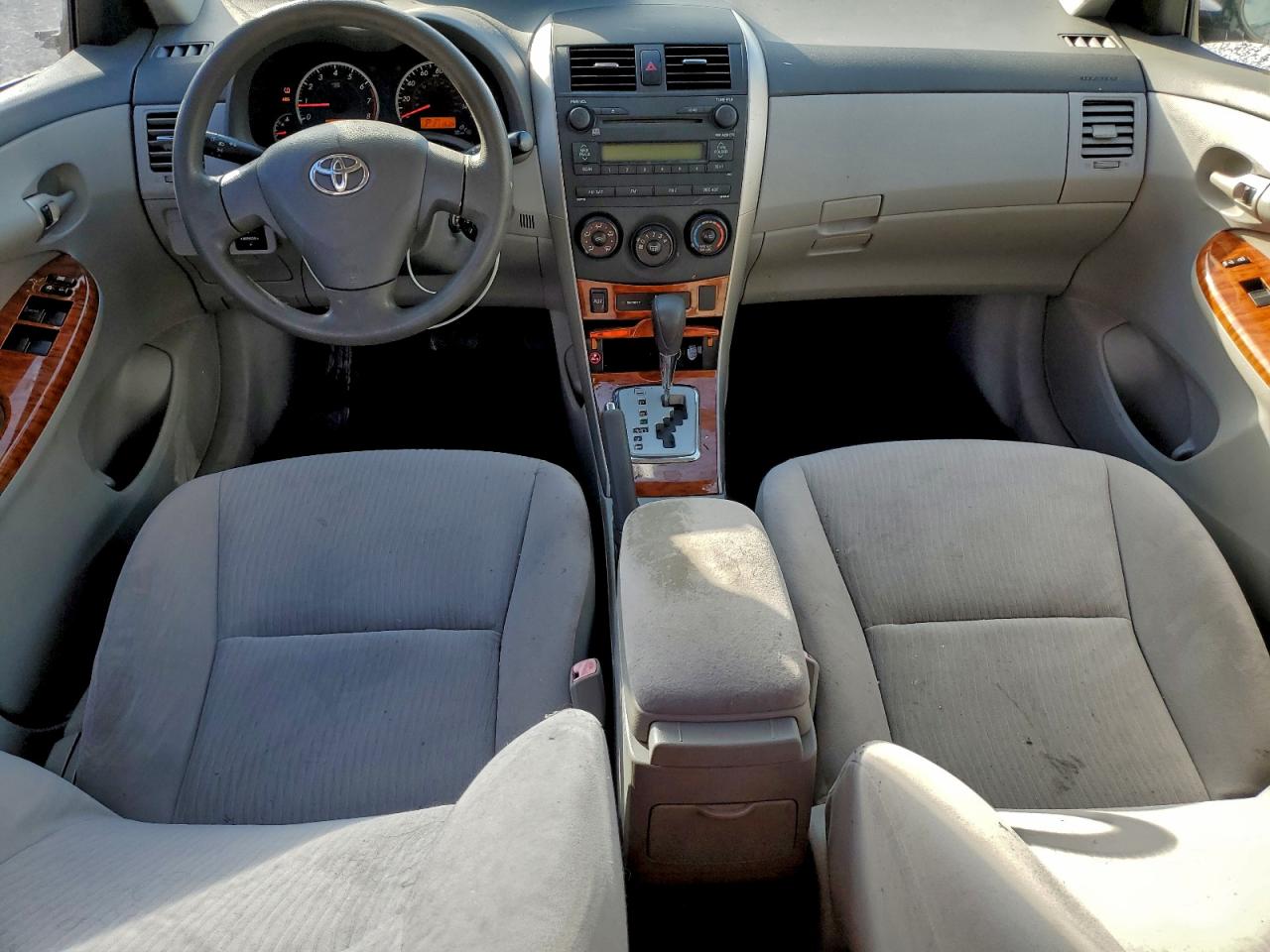 2009 Toyota Corolla Base VIN: JTDBL40E59J050421 Lot: 94858945